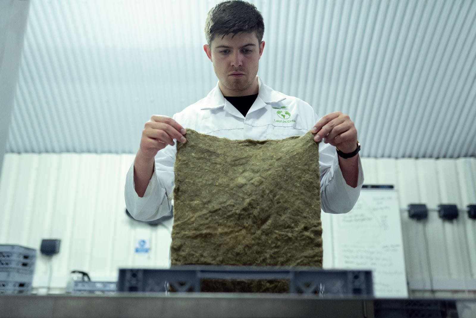 Laboratory innovation setting used to evaluate sustainability and material-development pathways